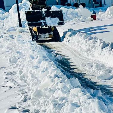 Snow clearing 
